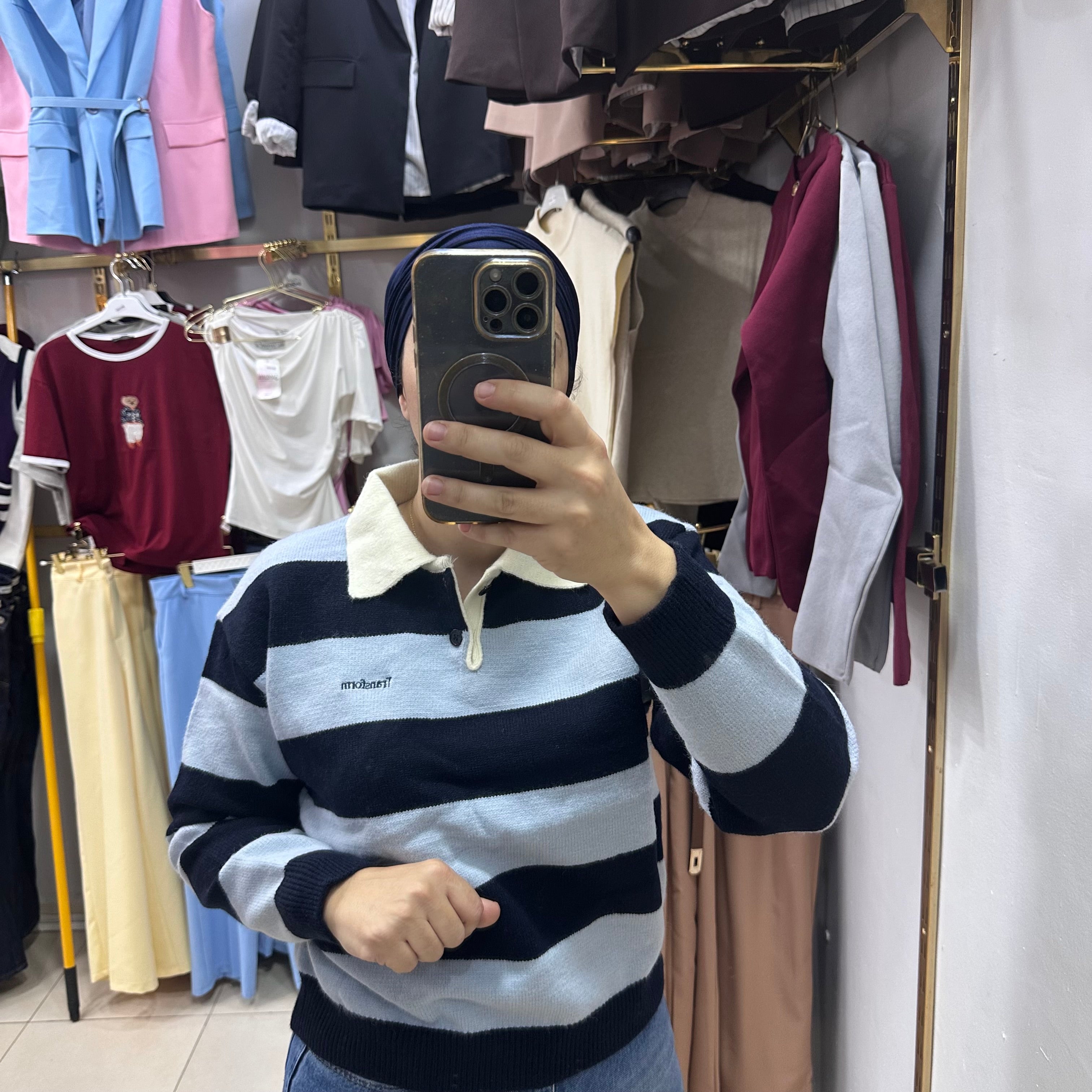 Pull laine rayé col polo